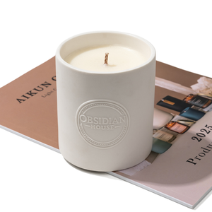 Bougie aromatique en cire de soja, fabriquée à la main, en céramique non toxique, de style moderne, directement de l'usine AIKUN, pour un cadeau de Thanksgiving et de Noël - Product Image 2