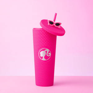 Commercio all'ingrosso di personalizzazione MINISO bottiglia di acqua <span class=keywords><strong>Barbie</strong></span> serie 700mL paglia Durian tazza di plastica di alta qualità tazza di acqua divertente e carino - Product Image 1