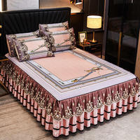 Ensemble de jupe de lit rafraîchissante en soie de glace brodée de 3 pièces de style moderne avec draps plats ajustés pour une utilisation en toutes saisons