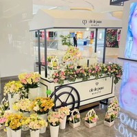 Chariot de présentation de fleurs mobile moderne personnalisé pour centre commercial, présentoir décoratif en acier pour la vente au détail, idéal pour la cuisine, la salle de bain, les événements et l'hôtellerie