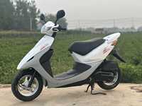 Scooter Honda Z4 50cc 4 temps refroidi par eau - Vélo de banlieue à essence économe en carburant pour les trajets urbains
