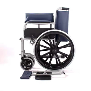 Fauteuil roulant manuel pliant handicapé de haute qualité et bon marché avec cadre en acier pour la physiothérapie pour handicapés - Product Image 4