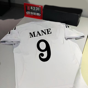 サッカーユニフォーム卸売 中国製高品質ジャージ OEM カスタム番号 ロナウド ムバッペ 2025/26シーズン 100%ポリエステル - Product Image 2