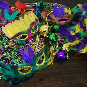 Máscaras de Mardi Gras DMAAI al por Mayor con Plumas Coloridas para Adultos, Hombres y Mujeres, Máscara de Carnaval para Disfraces y Fiestas de Máscaras - Product Image 4