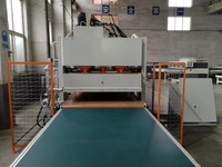 Machines à bois, machine de laminage de rouleaux de panneaux de particules en MDF, ligne de production automatique de placage HPL
