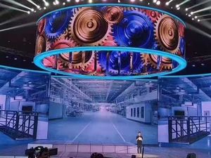 Module LED flexible d'intérieur P4, écran publicitaire LED, panneau LED, écran incurvé, écran personnalisé à pas de pixel fin - Product Image 4