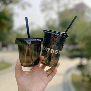 Nuevos Vasos Desechables de Plástico PET Redondos Negros de 12oz, 14oz y 16oz con Tapa para Bebidas Frías, Café Helado, Té Boba, con Logotipo Personalizado, Ecológicos - Product Image 5