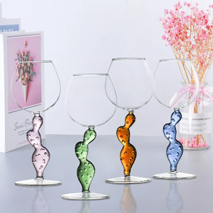 Bicchiere da vino <span class=keywords><strong>rosso</strong></span> calice a forma di <span class=keywords><strong>cactus</strong></span> nordico personalizzato all'ingrosso bicchiere da vino con stelo di <span class=keywords><strong>cactus</strong></span> colorato creativo - Product Image 3