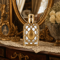 Flacon de parfum en verre facetté de style arabe élégant, en gros, avec capuchon en bois, haut de gamme, antique, sculpté, avec pulvérisateur à brume fine