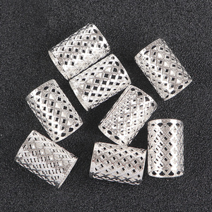 200 Piezas de Cuentas de Metal Chapadas en Oro para Rastas, Anillos y Brazaletes para el Cabello de 23 mm, Joyería para el Cabello para Bodas - Product Image 3