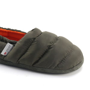 Custom Wholesale Winter Men Women Indoor Warm <strong>Memory</strong> <strong>Foam</strong> Down Shoes Camp <strong>Slippers</strong> Quilted Nylon - Product Image 3