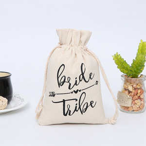 Sac en coton blanc à cordon de serrage, écologique, tendance et abordable, idéal pour le rangement - Product Image 2