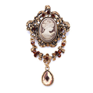 Broches en alliage de perles véritables d'Europe et d'Amérique, broches rétro de style <span class=keywords><strong>avatar</strong></span> de reine, broches de costume haut de gamme pour femmes - Product Image 4
