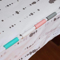 Clip de fixation anti-glissement pour drap de lit en plastique, boucle de maintien, anneau d'étanchéité, désodorisation, couleur et logo personnalisables, traitement de découpe