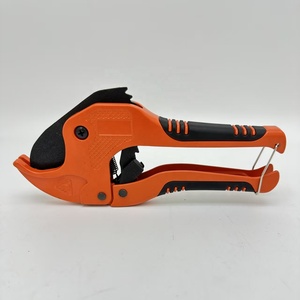 Cortador de Tubos de 42 mm con Diseño de Trinquete Autoblocante, Herramienta de Corte Eficiente para Tuberías de Plástico PVC - Product Image 3