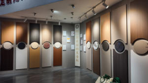 لوح شبه جزيئي موفر للمساحة بملمس ناعم للبشرة لخزانة قابلة للطي في الشقق الصغيرة - Product Image 5