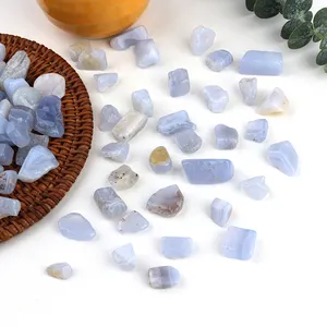 Großhandel natürliche Kristall Kies steine blaue Spitze Achat Kristall Chips Stein für die Heilung