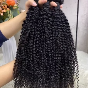 Offre Spéciale : Mèches de Cheveux Humains Brésiliens Bouclés Kinky Jerry Curl, Couleur Naturelle - Product Image 4
