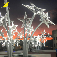 Lámpara LED Solar de Lujo para Exteriores con Forma de Estrella, Decorativa para Plazas y Parques