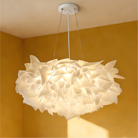 Lampe suspendue créative en acrylique en forme de pétale pour chambre d'enfant, blanche, élégante, pour chambre à coucher, salon, lampe suspendue E27