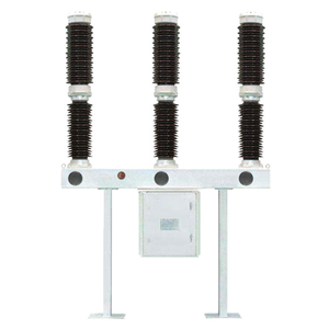 LW36-132kV types de <span class=keywords><strong>disjoncteur</strong></span> extérieur du gaz Sf6 interrupteur <span class=keywords><strong>tripolaire</strong></span> 132kV 3150A <span class=keywords><strong>disjoncteur</strong></span> SF6 monté par Polonais à haute tension - Product Image 3