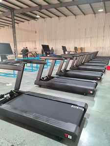 회전형 LED 디스플레이와 화면 미러링 기능을 갖춘 상업용 스틸 런닝머신 안전 기능 체육관 장비 러닝 머신 - Product Image 3