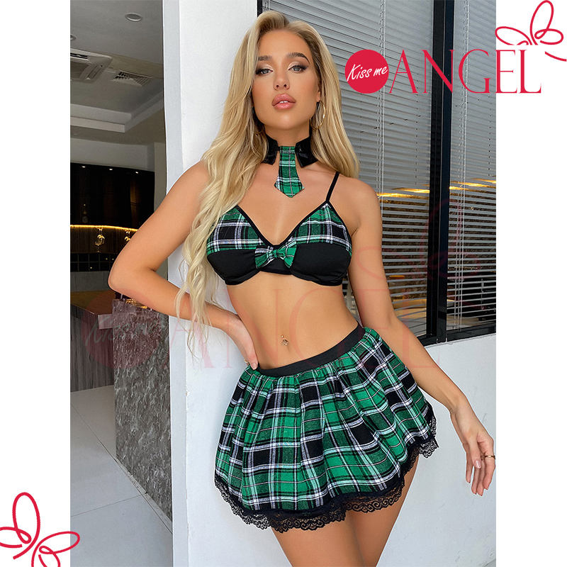 สีเขียวเข้ม