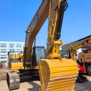 Motor Euro 4 con Certificación CE y EPA para Excavadoras Hidráulicas Serie 330, Bomba para Excavadoras, Capacidad de Cucharón de 1.5 m, Peso Operativo de 32420 kg - Product Image 2