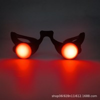 Nouveau Costume de Grim Reaper Halloween 2026 avec Lunettes LED Lumineuses à Yeux Rouges Clignotants, Matériau ABS, Compartiment à Piles Intégré
