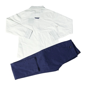 Ensemble de Vêtements pour Garçons en Gros Tissu de Coton de Qualité Chemise et Pantalon pour Enfants pour le Printemps et l'Été Motif Uni - Product Image 4