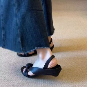 Elegant Brown Suede <b>Flat</b> <b>Sandals</b> With Bow Decoration Open Toe Back Strap Slip-On Summer Women Shoes Drop Shipping - Product Image 4