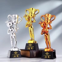 Plaques de trophées en résine personnalisées écologiques de style sportif pour entreprises, avec base en cristal au design unique, coupe de récompense d'honneur – Vente en gros
