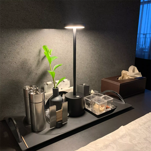 Modernes Design Touch- und Fernbedienungs-Betriebene Warme Nachtlicht-Aluminiumlegierung <span class=keywords><strong>LED</strong></span>-Tischlampen Batteriebetrieben - Product Image 5