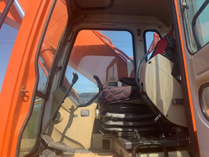 Top Standard Original Utilisé Doosan DH220LC-7 Pompe de boîte de vitesses de moteur d'excavatrice sur chenilles-Poids de fonctionnement de 22 tonnes Plus grande vente à prix réduit - Product Image 6
