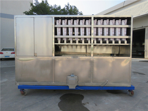 Snowland 4 tonnes de machine à glace de pêche offshore avec conservation à long terme, transparence et résistance chimique - Product Image 6