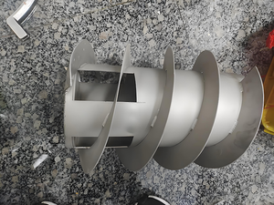 Machine à casser les œufs de qualité supérieure pour usine de fabrication, machine à casser les coquilles d'œufs pour la vente au détail, nouveau équipement de cassage d'œufs - Product Image 5
