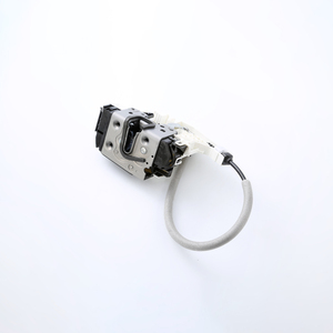 Actuador de Cerradura de Puerta Delantera Izquierda 1667200135 0997201901 para <span class=keywords><strong>Mercedes</strong></span> <span class=keywords><strong>Benz</strong></span> A180 A200 A250 B200 W176 W246 C117 W166 - Product Image 3