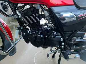 Motocyclette de rue 125cc d'<span class=keywords><strong>occasion</strong></span> en gros, puissante, confortable et fiable, prête à être expédiée - Product Image 4