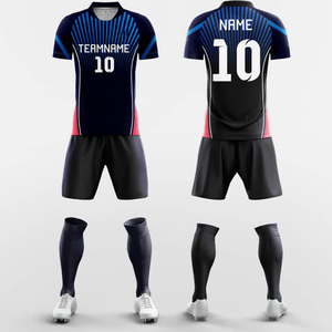 Maglia da Calcio Retrò Personalizzata 100% Poliestere, Stampa a Trasferimento Termico, Asciugatura Rapida, Elasticizzata in Quattro Direzioni, Manica Corta, Servizio OEM - Product Image 2