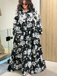<span class=keywords><strong>Abaya</strong></span> ample et fluide imprimée florale, col en V, style <span class=keywords><strong>kimono</strong></span>, caftan, vêtement islamique, vente en gros ODM - Product Image 4