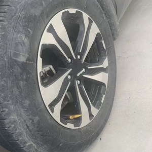 Pièces automobiles modifiées Bullet Head Valve Core 60mm Tire Valve Cap pour Bicycle Motorcycle Universal - Product Image 5