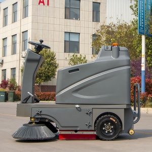 Produits en promotion : Machine de nettoyage industrielle autoportée pour trottoirs et routes - Product Image 3