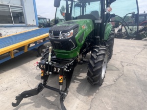 Tracteurs miniatures YTO en état neuf, 40 ch à 120 ch, machines agricoles multifonctionnelles avec moteur 4x4 - Product Image 5
