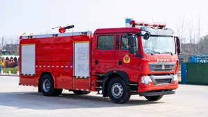 Camion de pompiers HOWO 4x2 avec réservoir d'eau, 350 ch, camion de pompiers à mousse - Product Image 3