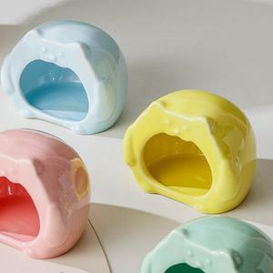 Nido de Cerámica para Hámster, Jaula para Mascotas, Diseño de Oso Dorado, Multicolor, Refrigerante, Desmontable, Lavable, Casa de Hielo con Forma de Tarro de Miel - Product Image 1