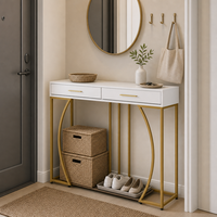 Console contemporaine en MDF avec étagère de rangement et pieds en métal doré, tables consoles de luxe