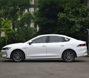 Modelo de Auto Eléctrico Usado de Alta Velocidad, 100% Eléctrico, Similar al Han EV 2021, Sedán de la Marca BYD Qin Plus - Product Image 4