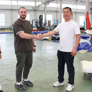 <span class=keywords><strong>1000</strong></span> <span class=keywords><strong>litres</strong></span> gallons oignon Portable pliable pliable Pvc vessie Flexible <span class=keywords><strong>pluie</strong></span> en plastique réservoir d'<span class=keywords><strong>eau</strong></span> réservoirs <span class=keywords><strong>de</strong></span> stockage - Product Image 5