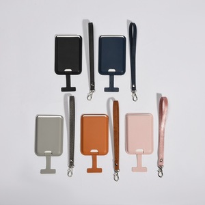 Correa Magnética Elegante para Teléfono Compatible con Ranura para Tarjetas de Cuero Premium con Correa de Muñeca Antipérdida para Teléfonos - Product Image 2
