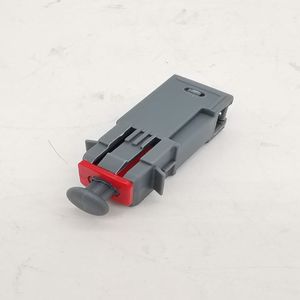Interruttore Frizione Pedale Cruise Control 55701396 per Saab Opel <span class=keywords><strong>Corsa</strong></span> <span class=keywords><strong>D</strong></span> 1.0 1.2 1.3 1.4 <span class=keywords><strong>1.6</strong></span> 1.7 06->14 71207 09185907 06240187 510207 - Product Image 3